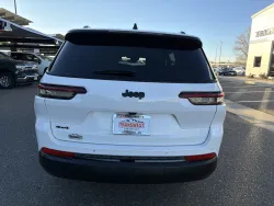 2024 Jeep Grand Cherokee L Altitude | Thumbnail Photo 3 of 23