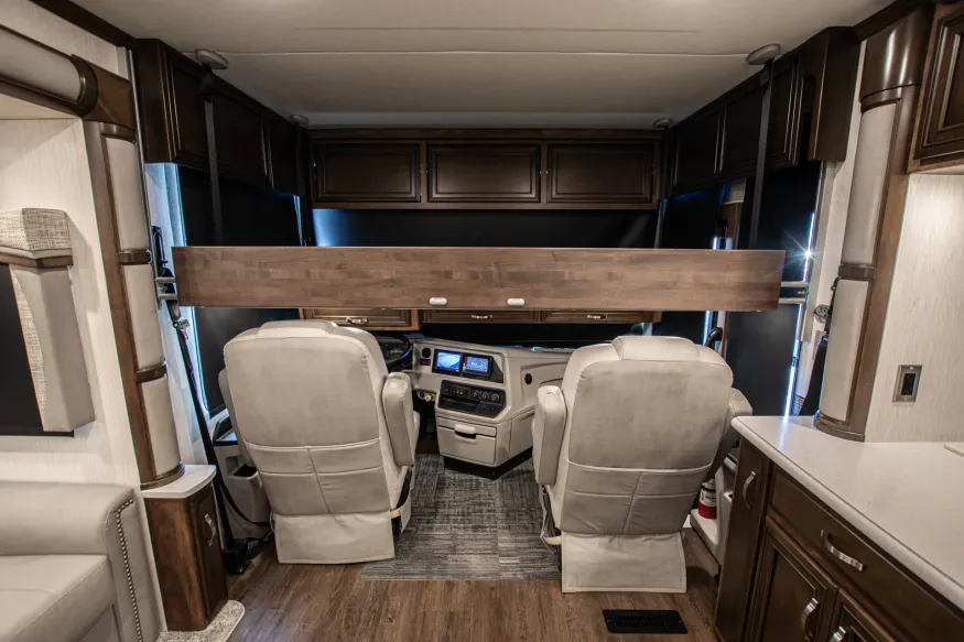 2024 Newmar Kountry Star 3709 | Photo 12 of 25