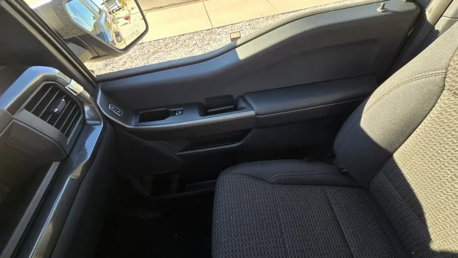 2025 Ford F-150 | Photo 22 of 25