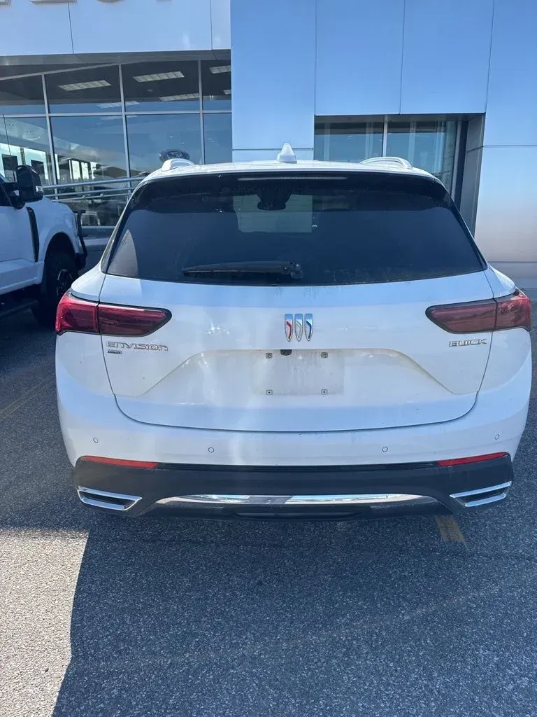 2024 Buick Envision | Photo 8 of 13