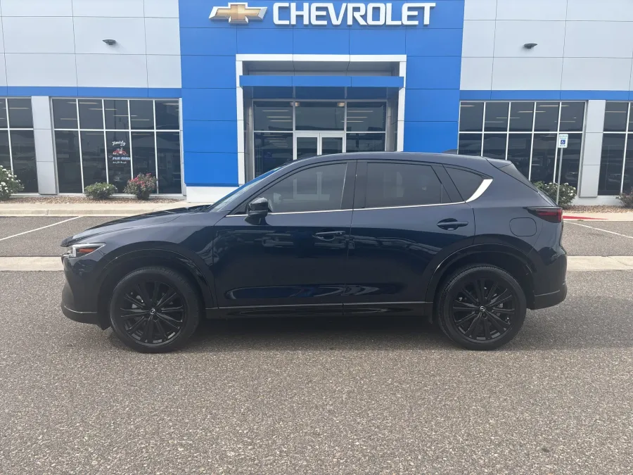 2023 Mazda CX-5 2.5 Turbo | Photo 1 of 21