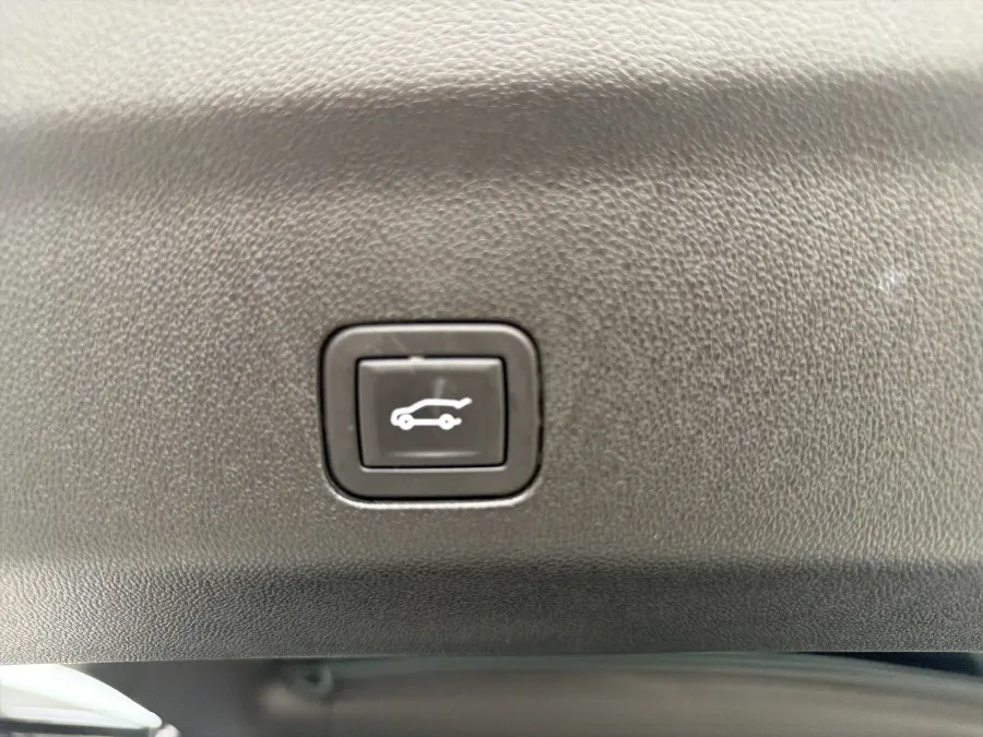 2024 Chevrolet Tahoe LT | Photo 10 of 26