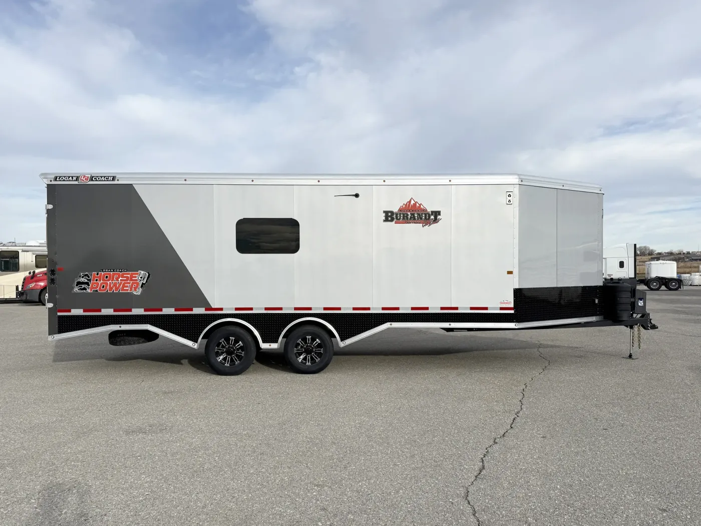 2026 Logan Coach Horse Power | Photo 3 of 20