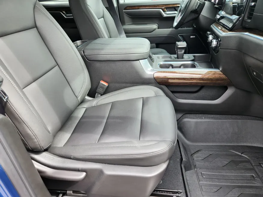 2026 GMC Sierra 1500 Elevation | Photo 18 of 30