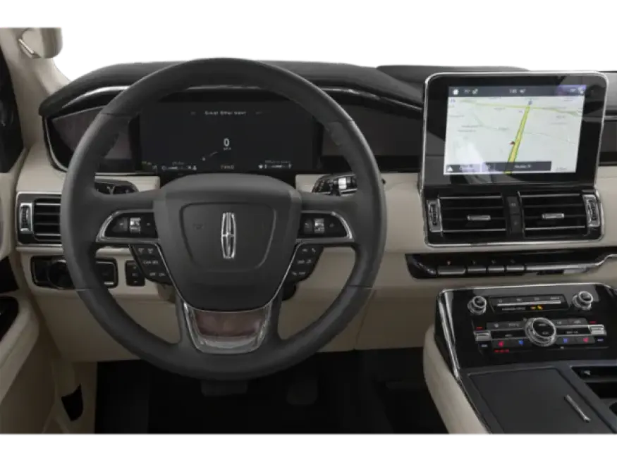 2019 Lincoln Navigator | Photo 3 of 14