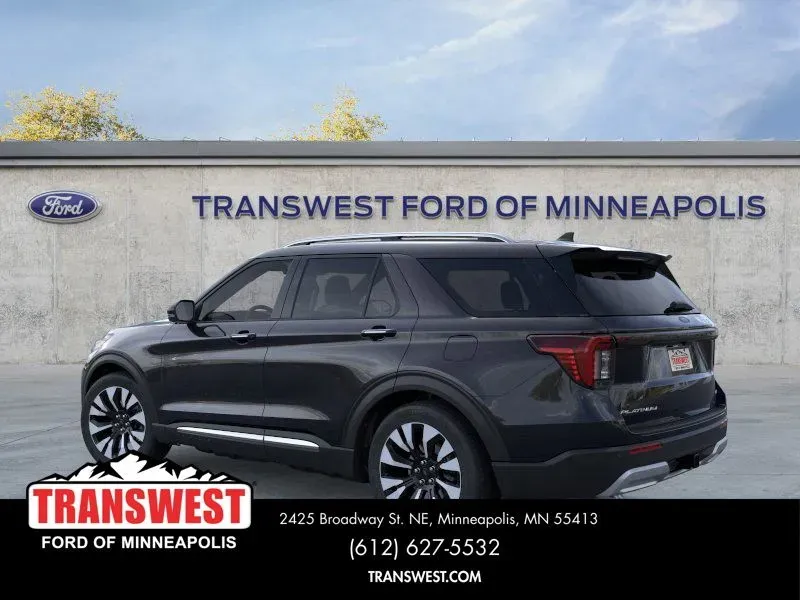 2026 Ford Explorer Platinum | Photo 3 of 23