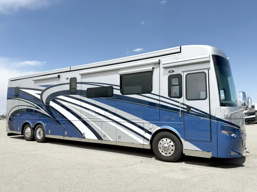 2022 Newmar Essex 4551 | Photo 1 of 32