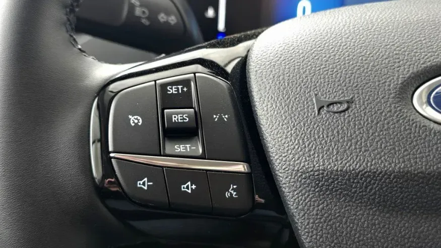 2026 Ford Escape | Photo 15 of 25