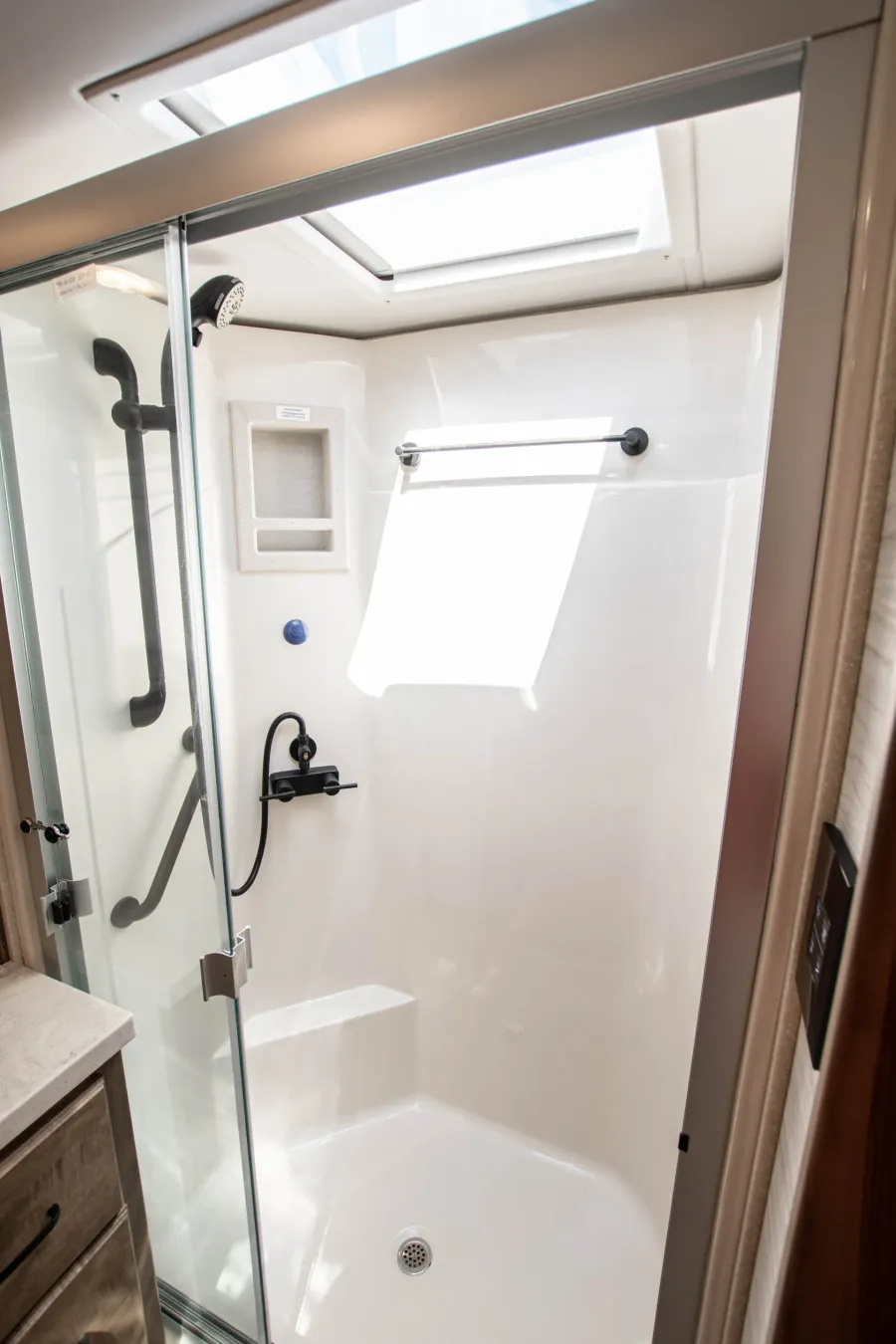 2026 Tiffin Allegro Red 37BA | Photo 27 of 27