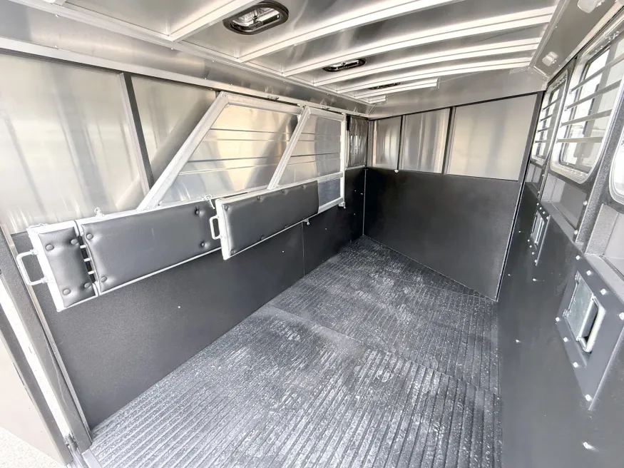 2026 Logan Coach Bullseye 3HGN | Photo 11 of 13