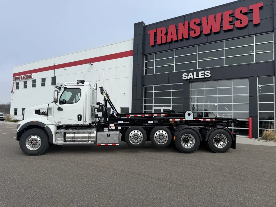 2026 Western Star 47X | Photo 2 of 9