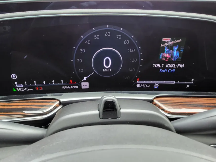 2024 Cadillac Escalade 4WD Premium Luxury | Photo 14 of 33