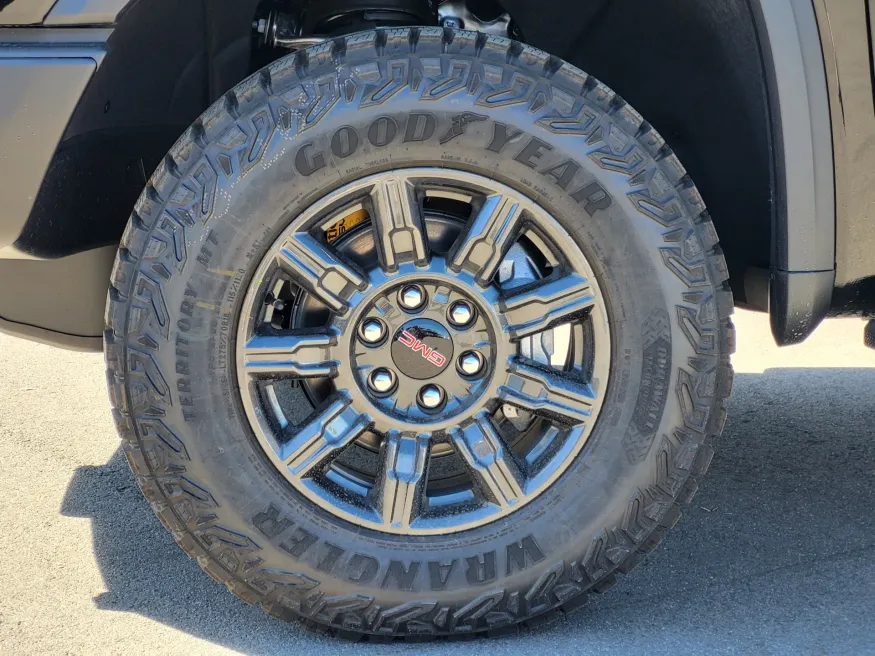 2026 GMC Sierra 1500 AT4X | Photo 10 of 27