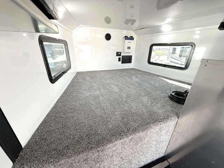 2026 Logan Coach Horse Power Burandt Edition | Photo 10 of 24