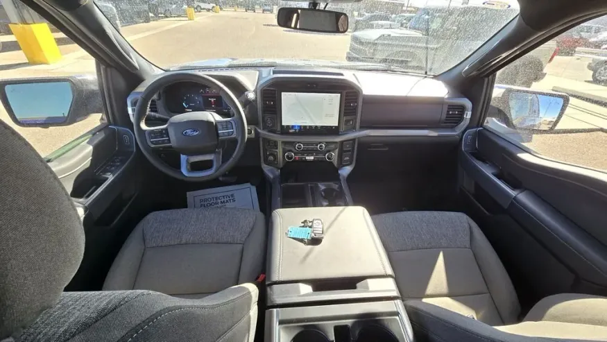 2026 Ford F-150 | Photo 26 of 30