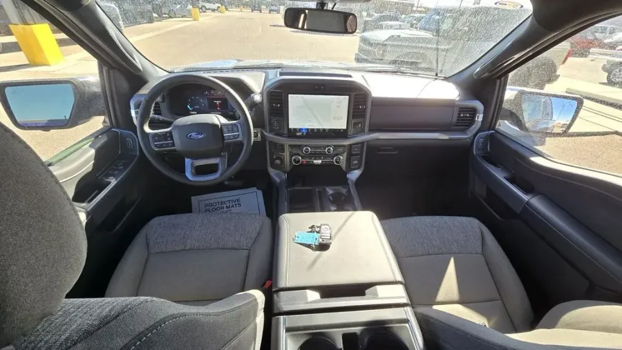 2026 Ford F-150 | Photo 26 of 30