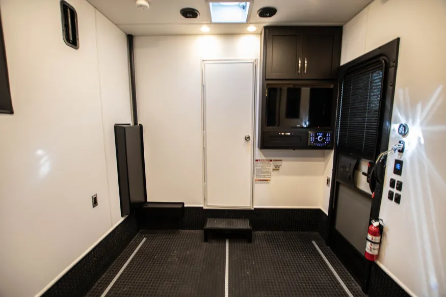 2026 Newmar Canyon Star 3947 | Photo 28 of 27