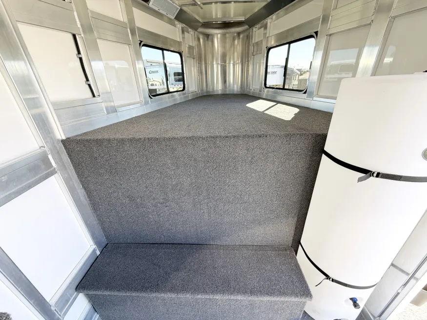 2026 Cimarron Norstar Warmblood 2 + 1 | Photo 6 of 22