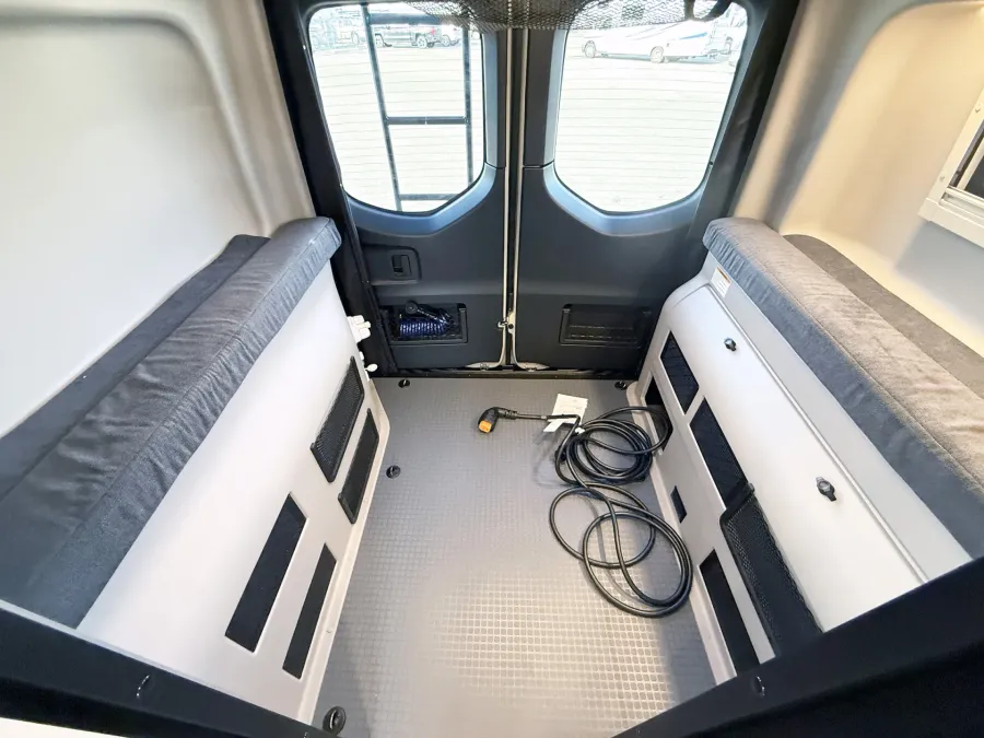 2026 Winnebago Revel Sport 44N | Photo 11 of 19