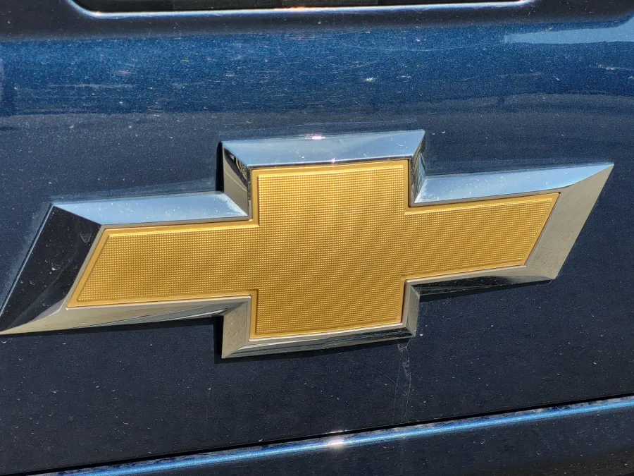 2022 Chevrolet Silverado 1500 LTD | Photo 10 of 25