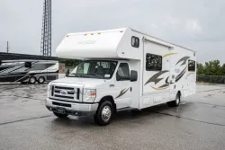 2014 Winnebago Access 31J | Thumbnail Photo 7 of 38