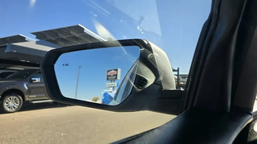 2022 Chevrolet Equinox | Photo 7 of 21