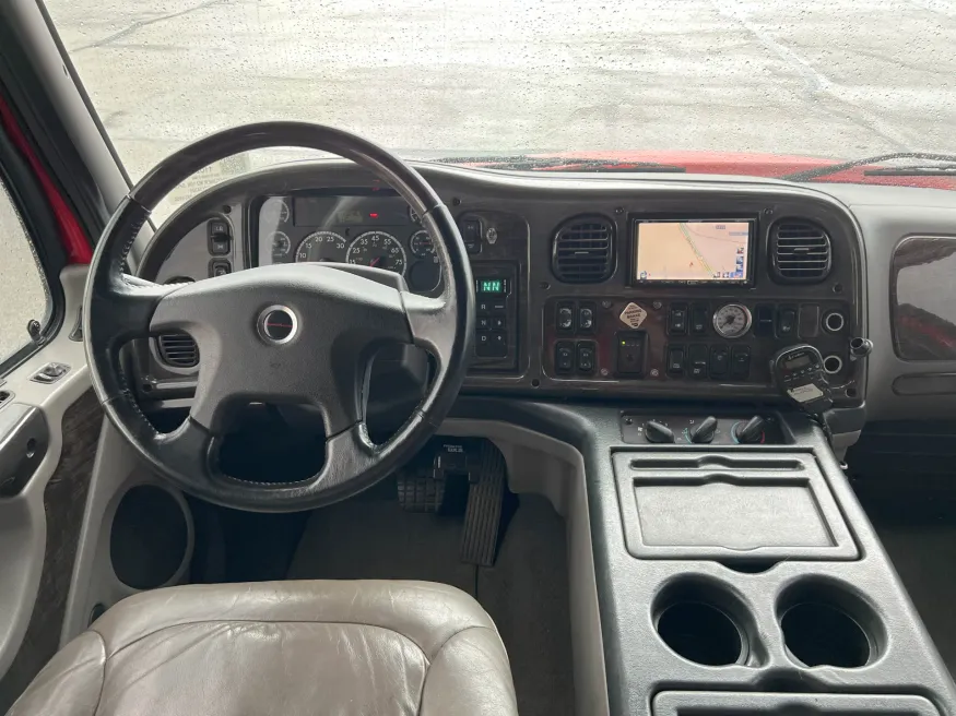 2007 Freightliner M2 106 | Photo 31 of 40