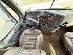 2019 Renegade Classic 3200AM | Thumbnail Photo 6 of 28