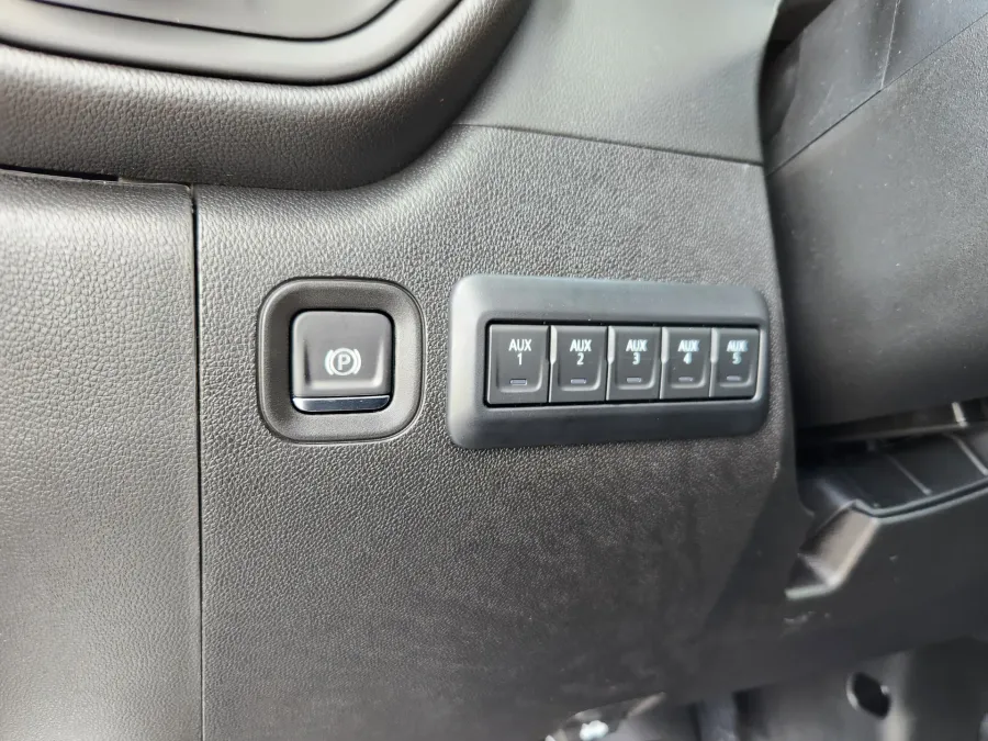 2026 GMC Sierra 2500HD Pro | Photo 7 of 30