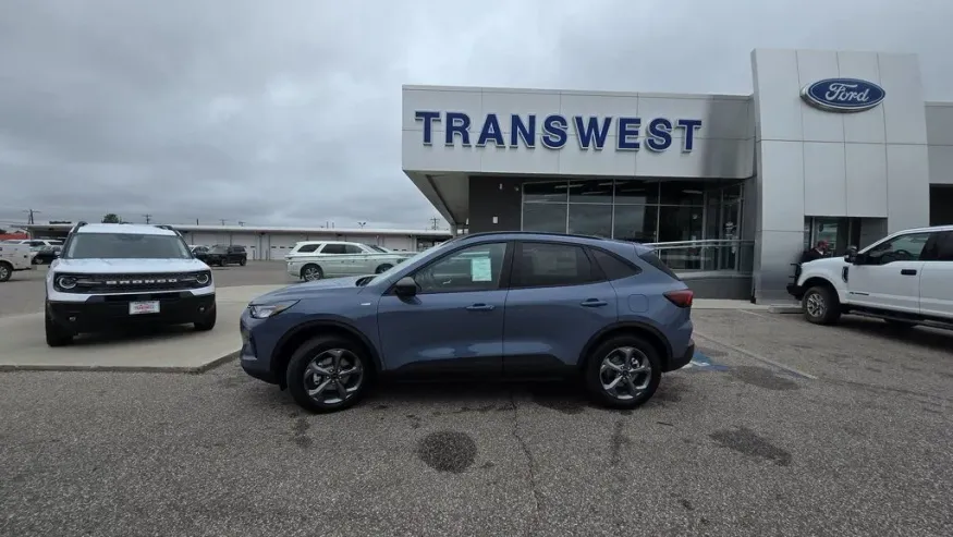 2026 Ford Escape | Photo 1 of 30