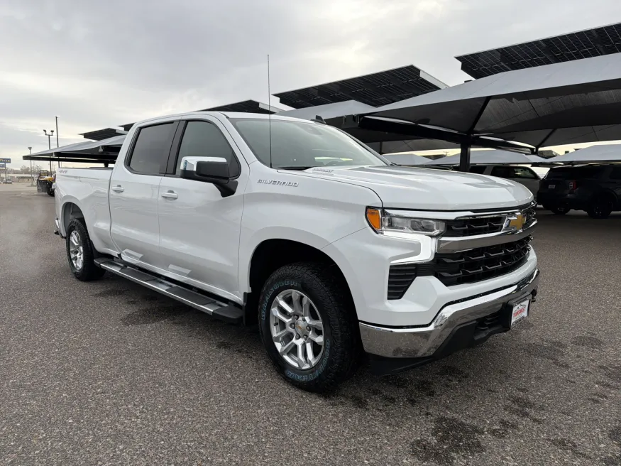 2026 Chevrolet Silverado 1500 LT | Photo 6 of 20
