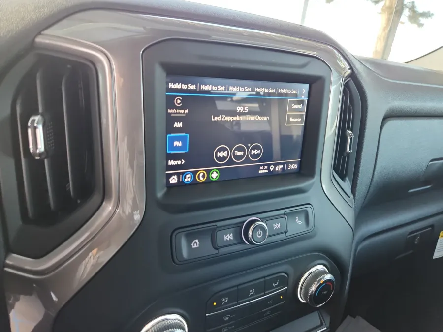 2026 GMC Sierra 2500HD Pro | Photo 7 of 30