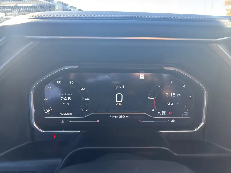 2023 GMC Sierra 1500 Denali | Photo 19 of 22