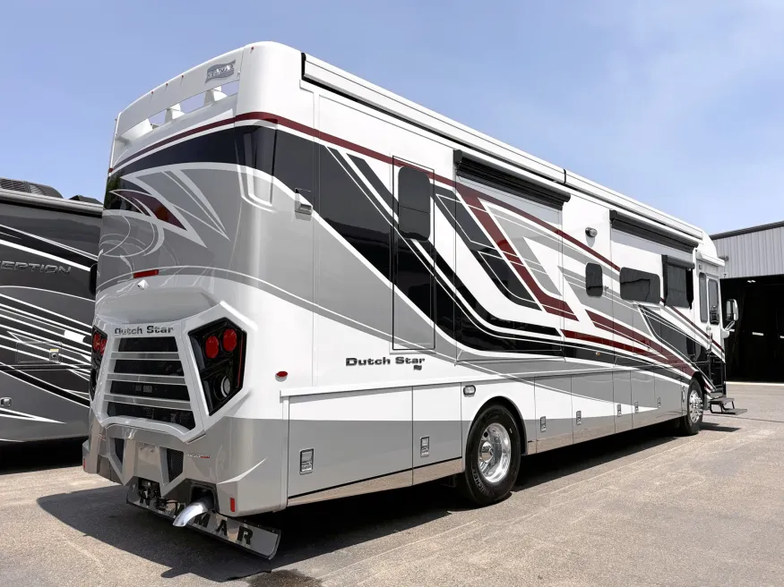 2026 Newmar Dutch Star 3836 | Photo 16 of 29