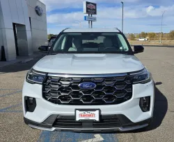 2025 Ford Explorer | Thumbnail Photo 2 of 35