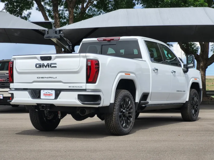 2026 GMC Sierra 2500HD Denali Ultimate | Photo 6 of 25