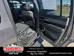 2026 Jeep Grand Wagoneer Limited Reserve | Thumbnail Photo 18 of 29