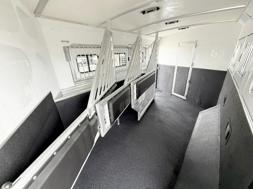 2026 Cimarron Norstar 4HLQ | Photo 14 of 27