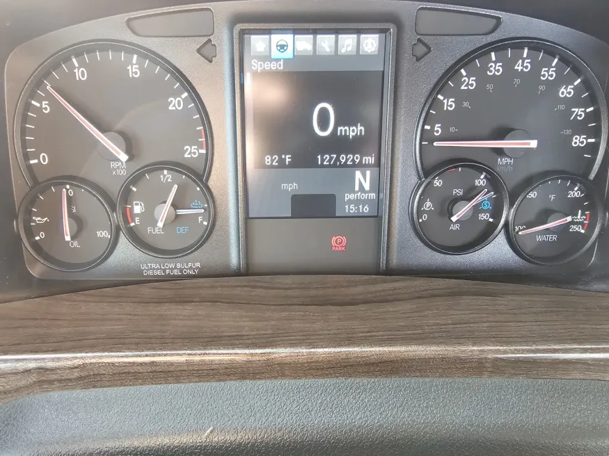 2022 Western Star 47X | Photo 12 of 18