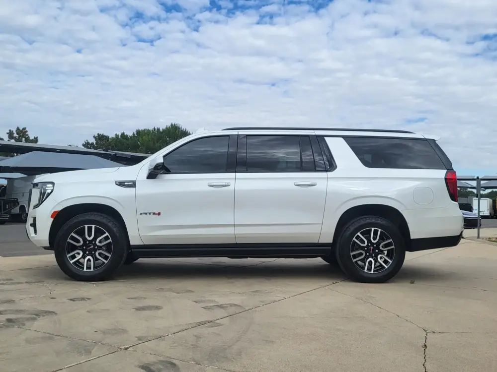 2023 GMC Yukon XL