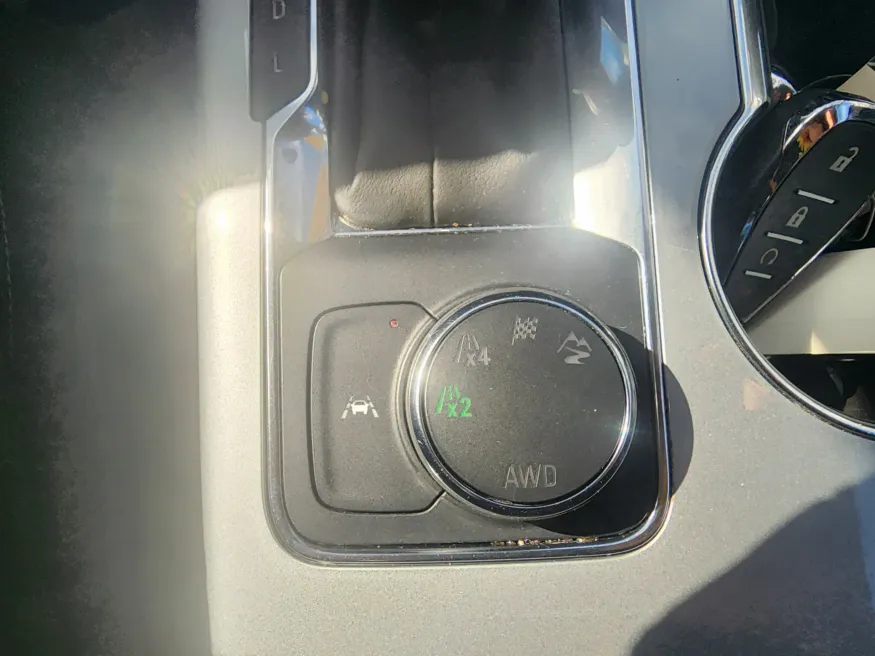 2023 Chevrolet Blazer LT | Photo 21 of 24