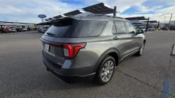 2026 Ford Explorer | Thumbnail Photo 5 of 31