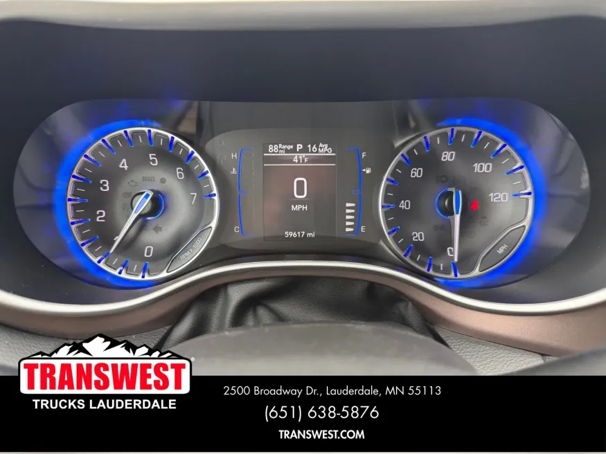 2024 Chrysler Voyager LX | Photo 11 of 23