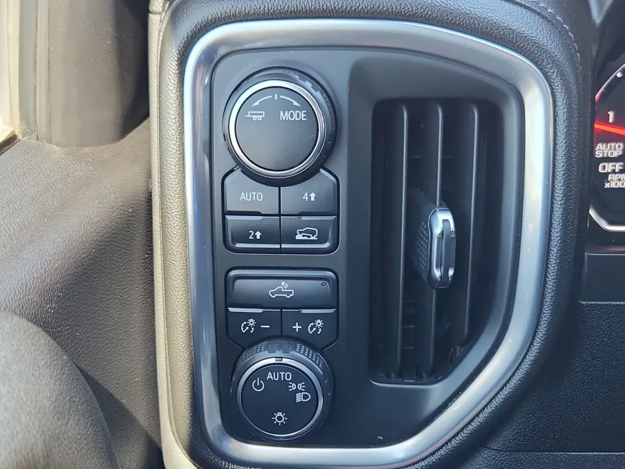 2020 Chevrolet Silverado 1500 LT | Photo 22 of 24