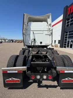 2022 Western Star 5700XE | Thumbnail Photo 5 of 16