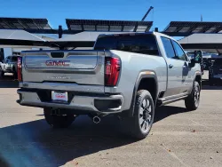 2026 GMC Sierra 2500HD Denali | Thumbnail Photo 2 of 32