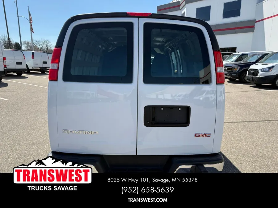 2024 GMC Savana 2500 Work Van | Photo 12 of 20
