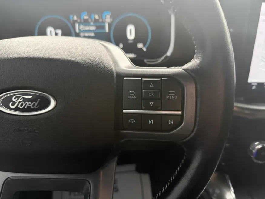 2023 Ford F-150 | Photo 18 of 31