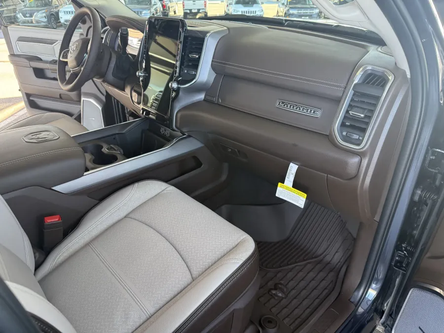 2026 RAM 3500 Laramie | Photo 10 of 18