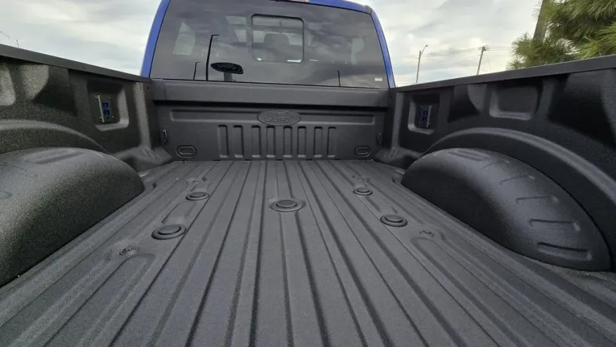 2026 Ford Super Duty F-350 | Photo 11 of 36